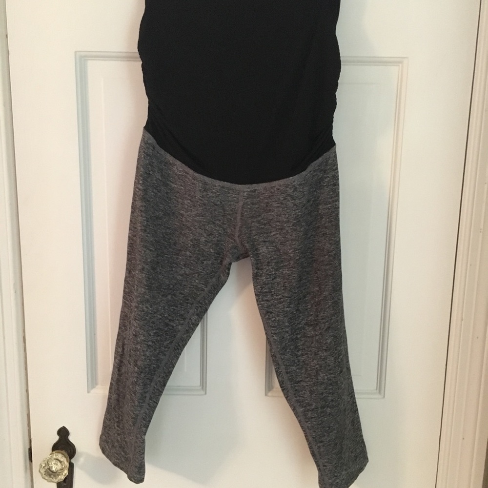 Beyond the bump Spacedye yoga Capri